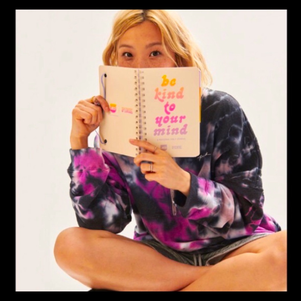 💕ⓅⒾⓃⓀ ⓋⓈ Wellness Journal NWT💕